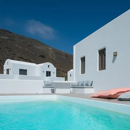 Azar Luxury & Villa *