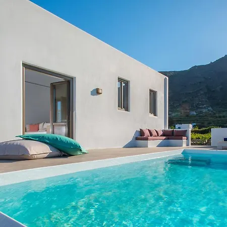 Azar Luxury & Villa Imerovigli (Santorini)